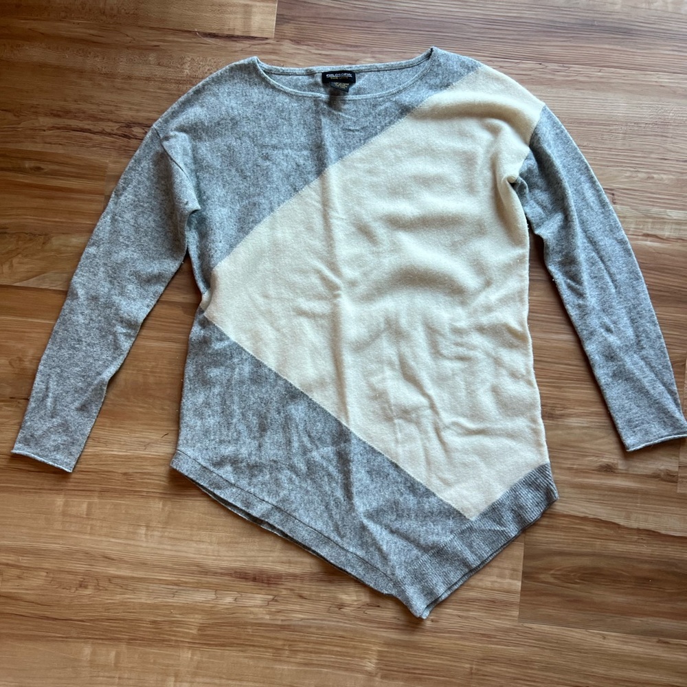Cashmere sweater
